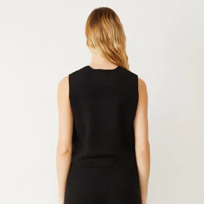 Monrow Boucle Knit Vest Black In Black