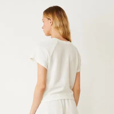 Monrow Honeycomb Knit Cut Off Raglan In Natural