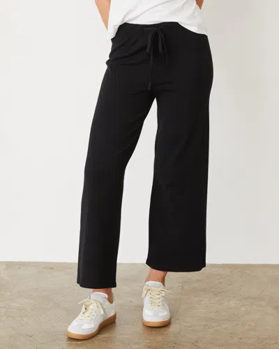 Monrow Light Soft Knit Crop Lounge Pant In Black