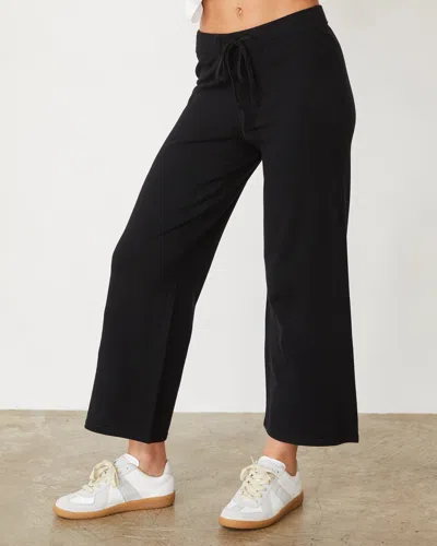 Monrow Light Soft Knit Crop Lounge Pant In Black