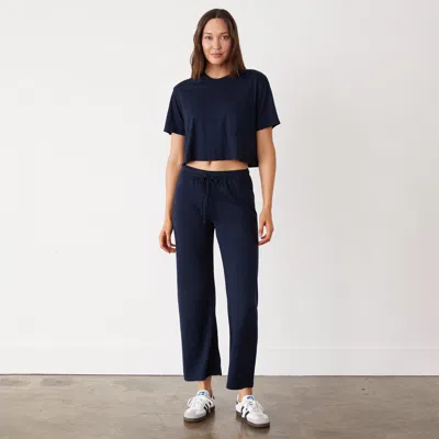 Monrow Organic Jersey Crop Pocket Tee In Dark Navy