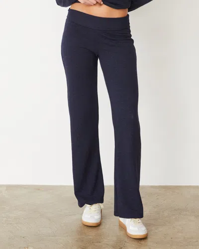 Monrow Original Fleece Flare Pant In Heathered Navy