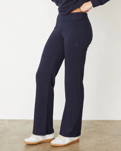 Monrow Original Fleece Flare Pant In Heathered Navy