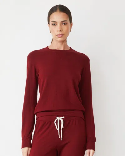 Monrow Supersoft Crew Neck Sweatshirt In Ruby