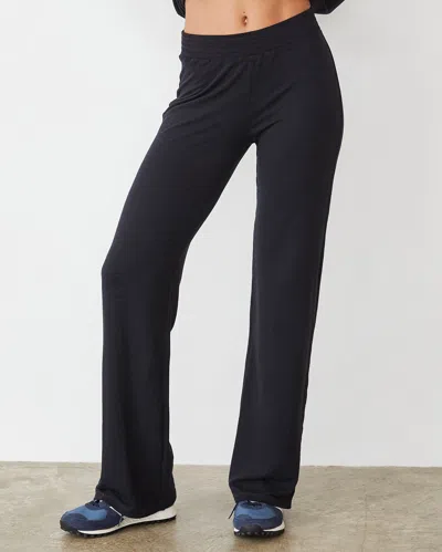 Monrow Supersoft Slim Sweat In Faded Black