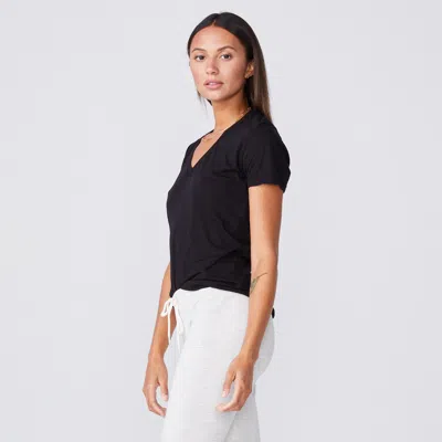 Monrow Tissue Fitted V Neck Tee In Black