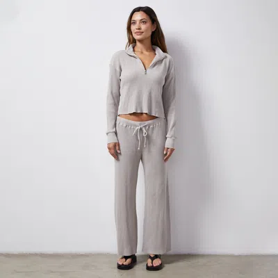 Monrow Waffle Half Zip Sweatshirt In Stone Grey