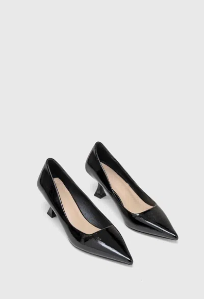Twentyfourhaitch Heeled Shoes In Black