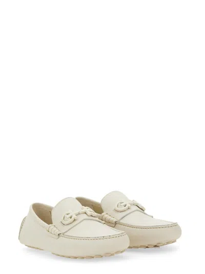 Ferragamo Stylish Round Toe Leather Loafers In White