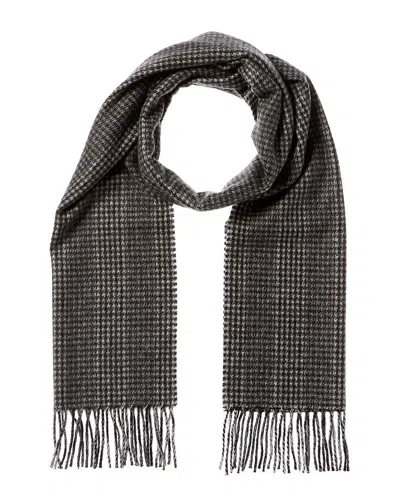 Amicale Cashmere Houndstooth Cashmere Scarf In Black