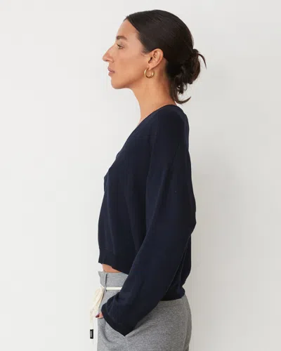 Monrow Softfleece Crop V Neck Sweatshirt In Dark Navy