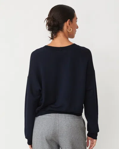 Monrow Softfleece Crop V Neck Sweatshirt In Dark Navy