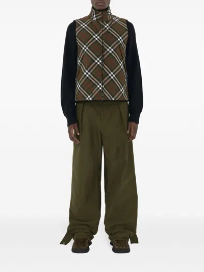 Shop Burberry Au24-mw-tec Vest