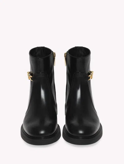 Gianvito Rossi Round-head Short Boots