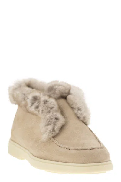 Santoni Desert Boot In Nubuck With Fur