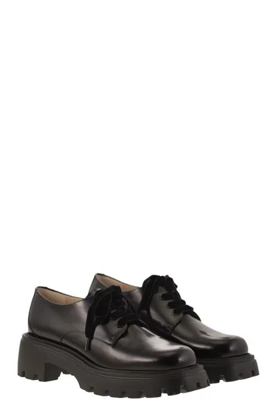 Stuart Weitzman Emerson Derby Shoes