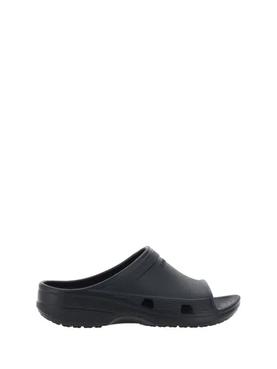 Shop Balenciaga Slippers In Black