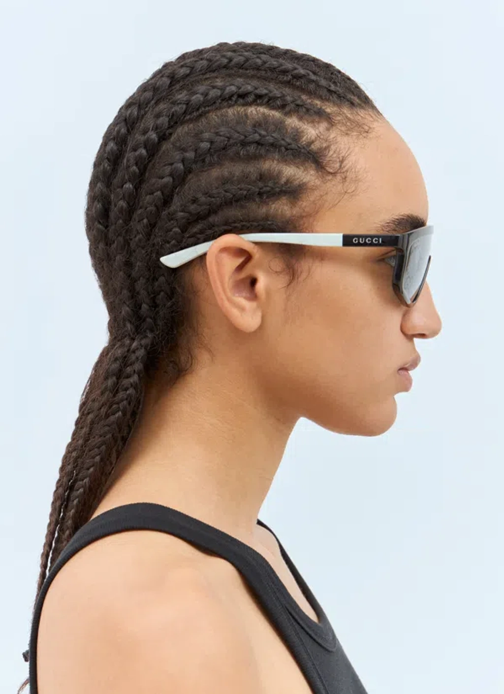 【関税込み】Gucci ブラック Mask-Shape サングラス Gucci Women Mask Shape Sunglasses In Black | ModeSens