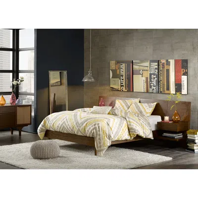Streamdale Furniture Streamdale Clark King Bed With 2 Nightstand