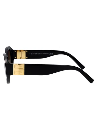 Givenchy Oval Sunglasses Gv40091 I 01 E
