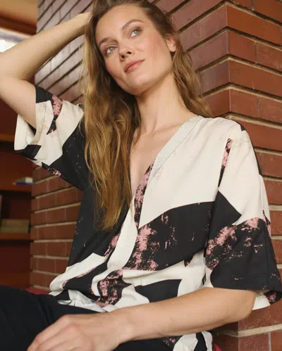 Billy Reid Modern Art V Pleat Blouse In Black/white