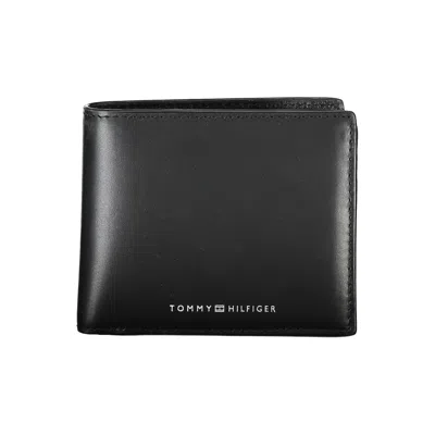 Tommy Hilfiger Elegant Leather Wallet With Multiple Compartments In Black