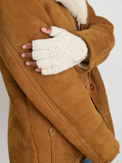 Alex Mill Aran Cable Gloves In Wool In Arctic