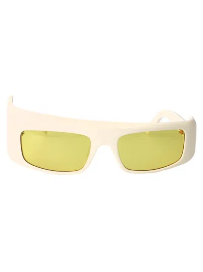 Gcds Gd0043 Sunglasses In 21e Bianco/marrone