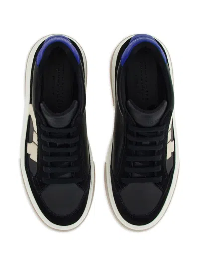 Ferragamo Black Low Cut Gancini Outline Sneakers In Black