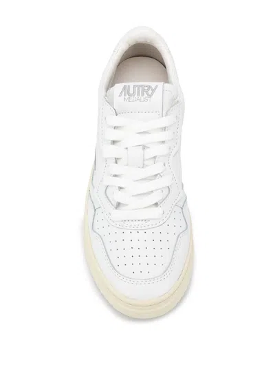 Autry Medalist Low-top Bicolor Leather Sneakers