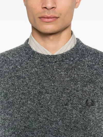 Fred Perry Logo T-shirt For Men In Gray