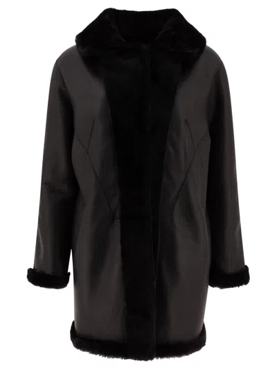 B&w Reversibile Shearling Coat In Black