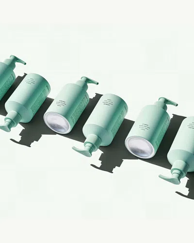 Corpus Natural Body Wash In White