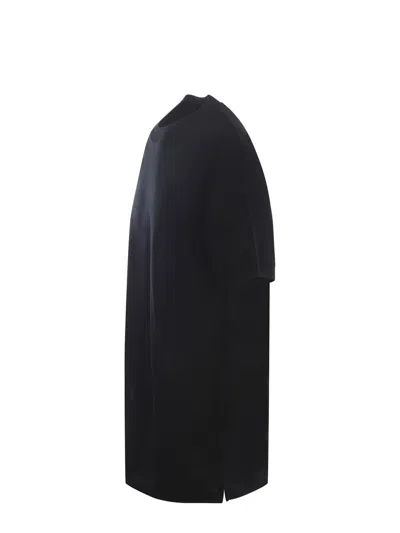 Shop Tagliatore T-shirt In Black