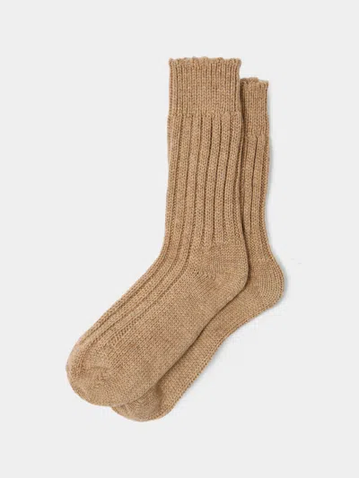 The Elder Statesman Yosemite Ribbed Cashmere Socks One Size  Abask Luxury Gift In  Beige