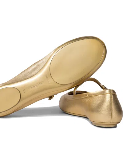 Gianvito Rossi Elegant Ballerina Flats With Ribbon Buckle