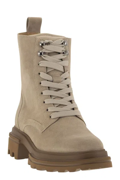 Hogan 10-storey Beige Amphibians