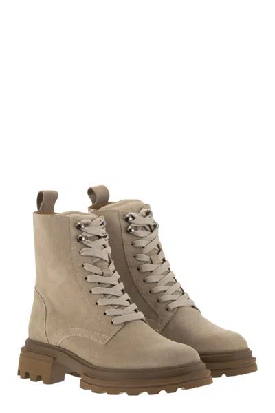 Hogan 10-storey Beige Amphibians