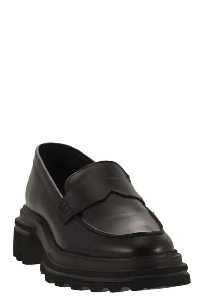Hogan 10-storey Smooth Leather And Workwear Sole Loafers Shoes In Black