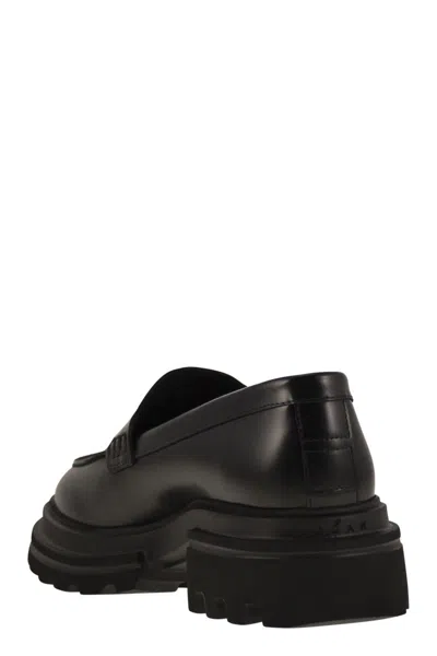 Hogan 10-storey Smooth Leather And Workwear Sole Loafers Shoes In Black