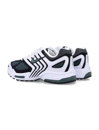 Nike Mesh Upper Sneakers Leather Overlays