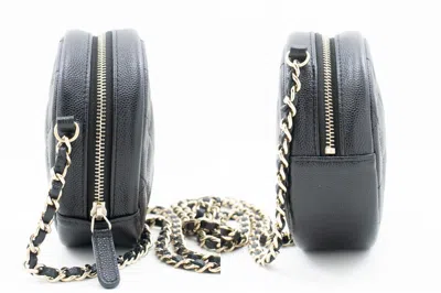 Pre-owned Chanel Round Mini Black Leather Shoulder Bag ()
