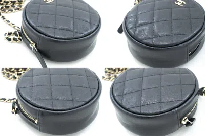 Pre-owned Chanel Round Mini Black Leather Shoulder Bag ()