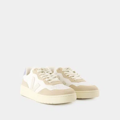 Veja V