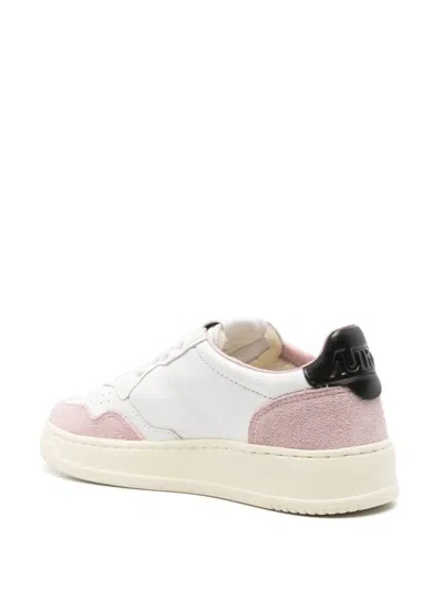 Autry Leather Sneakers With Contrast Heel Tab In White