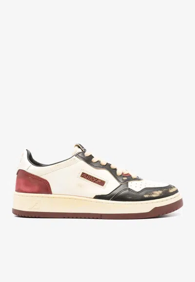 Autry Action Leather Sneakers In Beige