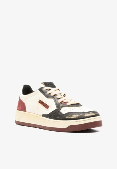 Autry Action Leather Sneakers In Beige