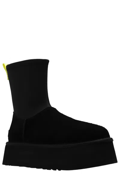 Ugg Women's Classic Dipper Boot In Black In Black