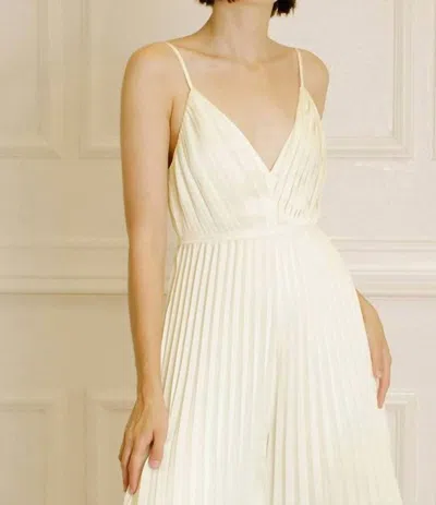 Storia Always Sophisticated Jumpsuit In Cream In White