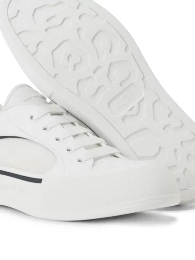 Alexander Mcqueen Skate Deck Plimsoll Low-top Sneakers In White